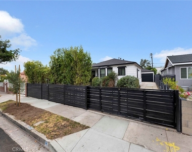 1021 E 65th Street - Photo Thumbnail 38