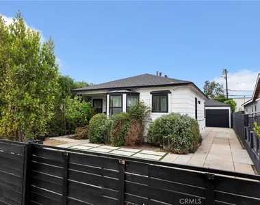 1021 E 65th Street - Photo Thumbnail 39