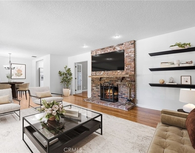 9141 Wheatland Ave - Photo Thumbnail 2