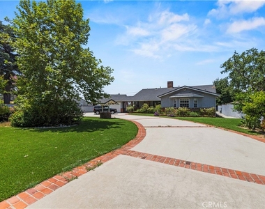 9141 Wheatland Ave - Photo Thumbnail 39