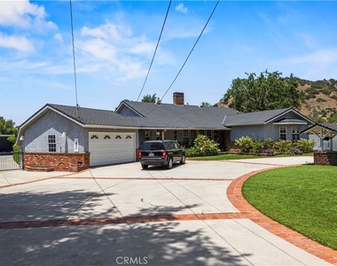 9141 Wheatland Ave - Photo Thumbnail 37