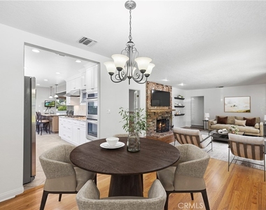 9141 Wheatland Ave - Photo Thumbnail 3