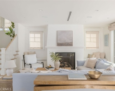 153 Granada Avenue - Photo Thumbnail 17