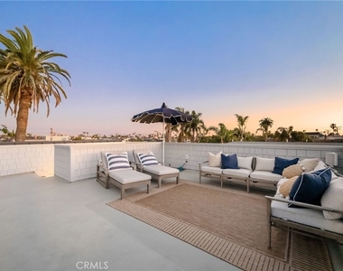 153 Granada Avenue - Photo Thumbnail 57