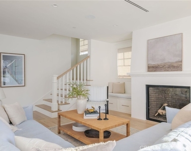 153 Granada Avenue - Photo Thumbnail 18