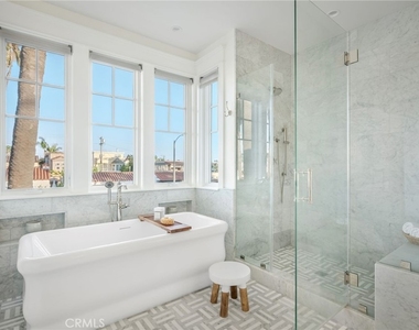 153 Granada Avenue - Photo Thumbnail 34