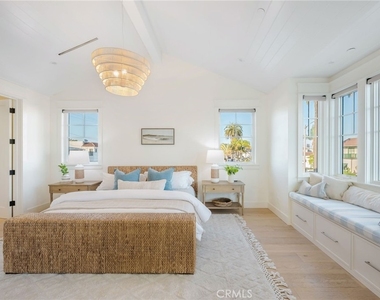153 Granada Avenue - Photo Thumbnail 27