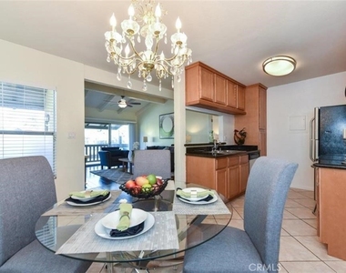 1345 Cabrillo Park - Photo Thumbnail 2