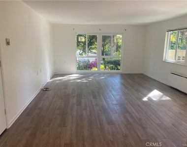 367 Avenida Castilla - Photo Thumbnail 10