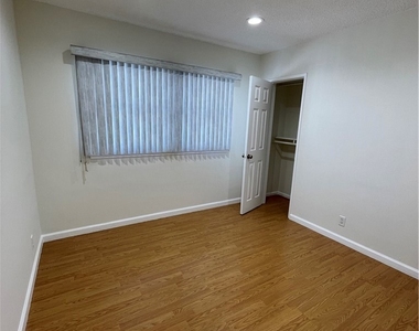 14261 Cedarwood - Photo Thumbnail 7
