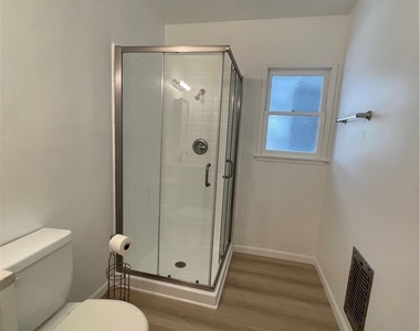 14261 Cedarwood - Photo Thumbnail 12