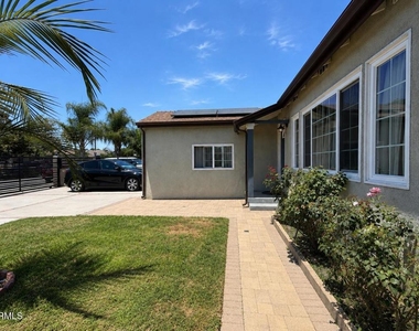 7330 Satsuma Avenue - Photo Thumbnail 7