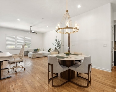 21 Gramercy - Photo Thumbnail 4