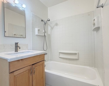 1056 E Phillips - Photo Thumbnail 16