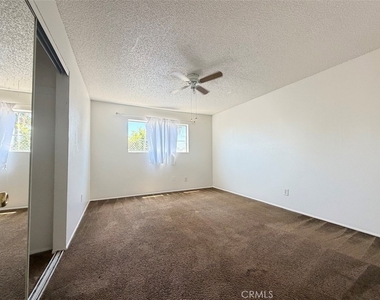 1056 E Phillips - Photo Thumbnail 13