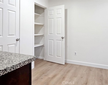 3166 Pearl Drive - Photo Thumbnail 6