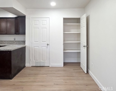 3166 Pearl Drive - Photo Thumbnail 5