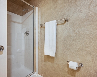 21 Vista Palermo - Photo Thumbnail 11