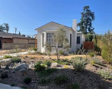 4586 Sunnyside Drive - Photo Thumbnail 1