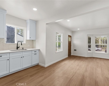 6222 Magnolia Avenue - Photo Thumbnail 5