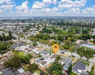 6220 Magnolia Avenue - Photo Thumbnail 10