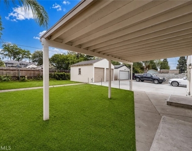 6220 Magnolia Avenue - Photo Thumbnail 7