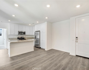 4127 E Circle Paseo - Photo Thumbnail 5