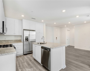 4127 E Circle Paseo - Photo Thumbnail 8