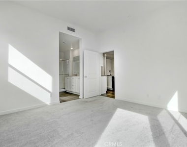 4127 E Circle Paseo - Photo Thumbnail 11