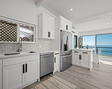 25154 Malibu Road - Photo Thumbnail 8