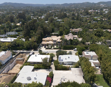 11770 Chenault Street - Photo Thumbnail 24