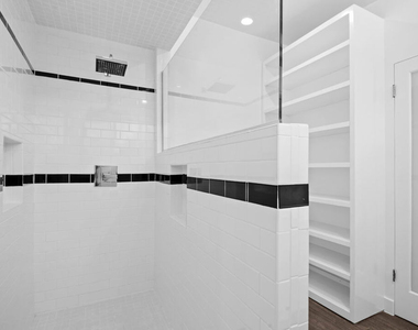 11770 Chenault Street - Photo Thumbnail 14