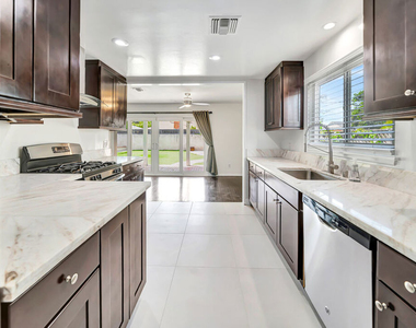 23008 Hamlin Street - Photo Thumbnail 3