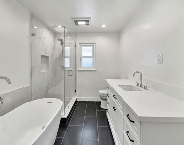 23008 Hamlin Street - Photo Thumbnail 15