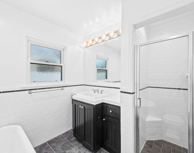 9007 David Avenue - Photo Thumbnail 20