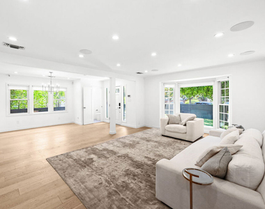9007 David Avenue - Photo Thumbnail 3
