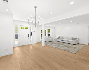 9007 David Avenue - Photo Thumbnail 8