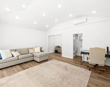 9007 David Avenue - Photo Thumbnail 30
