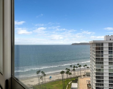 1810 Avenida Del Mundo - Photo Thumbnail 27