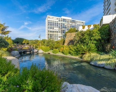 1810 Avenida Del Mundo - Photo Thumbnail 44
