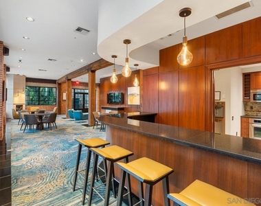 500 W Harbor Dr. - Photo Thumbnail 52