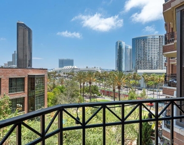 500 W Harbor Dr. - Photo Thumbnail 22