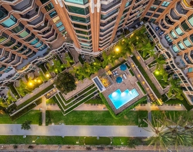 500 W Harbor Dr. - Photo Thumbnail 29