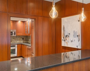 500 W Harbor Dr. - Photo Thumbnail 51