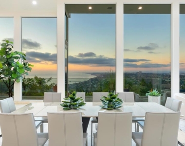 7256 Rue Michael - Photo Thumbnail 24