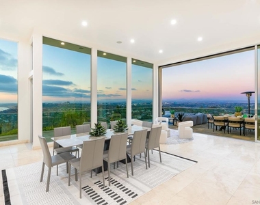 7256 Rue Michael - Photo Thumbnail 23