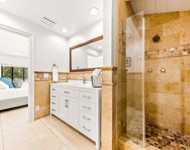 7256 Rue Michael - Photo Thumbnail 59