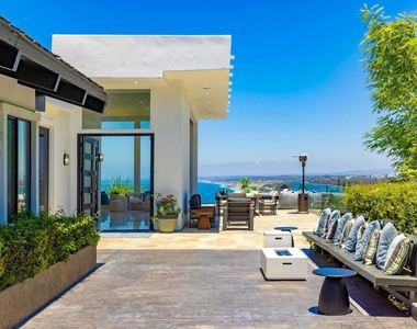 7256 Rue Michael - Photo Thumbnail 10