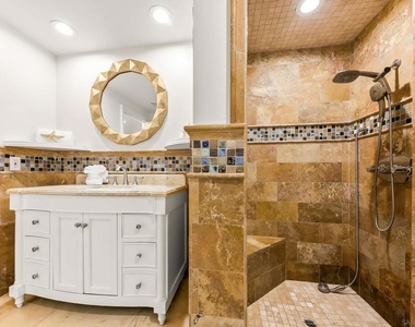 7256 Rue Michael - Photo Thumbnail 60