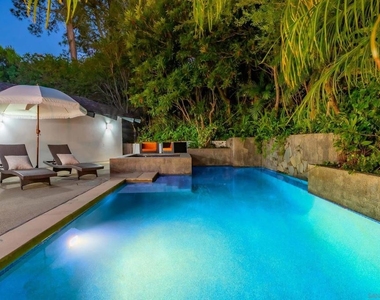 7256 Rue Michael - Photo Thumbnail 65